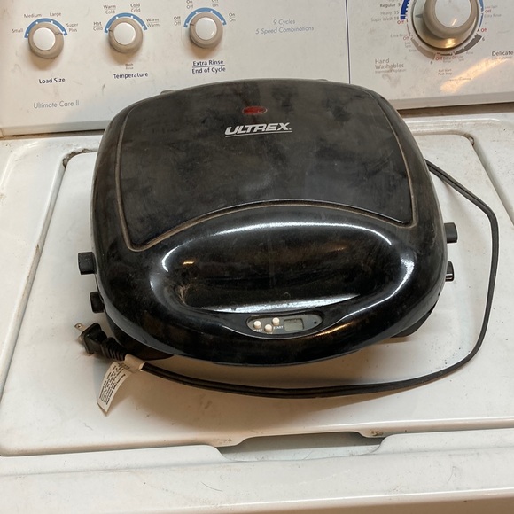 Ultrex panini maker - Picture 1 of 5